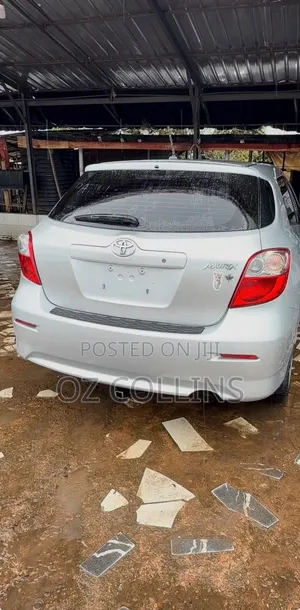 Toyota Matrix 2013 Silver