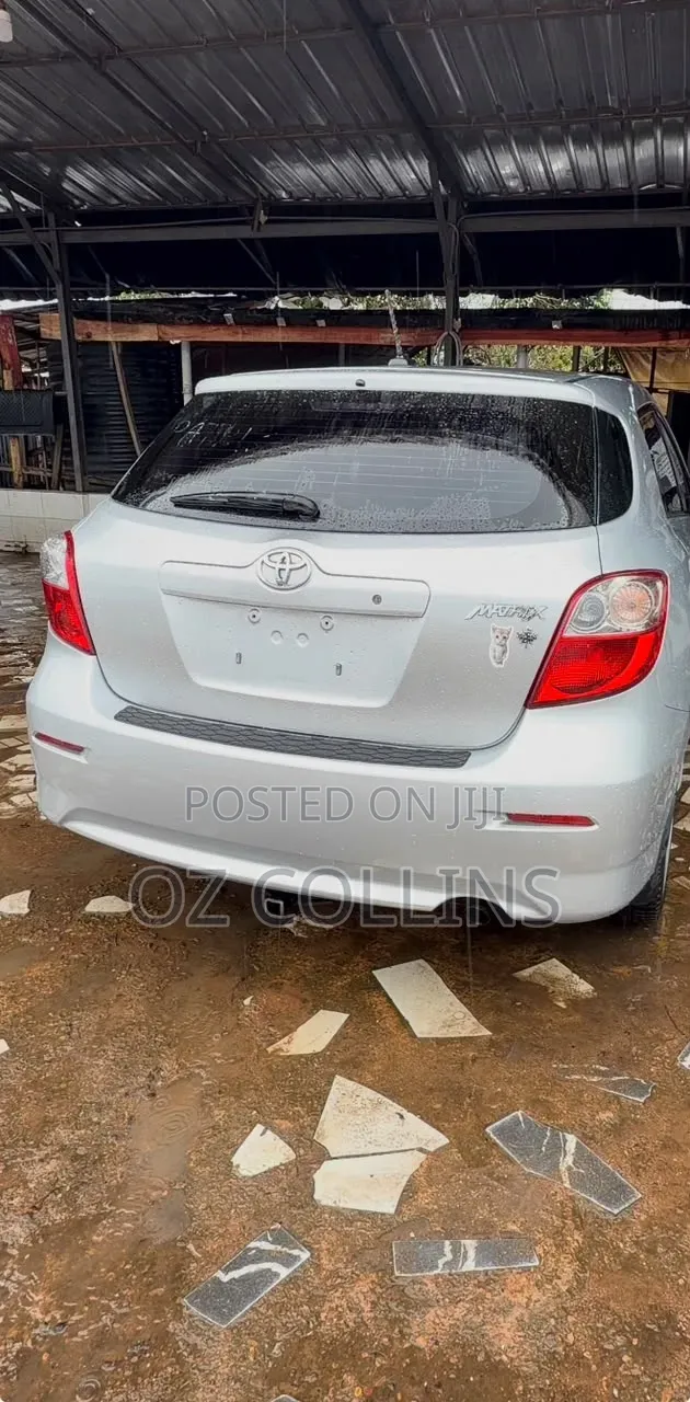 Toyota Matrix 2013 Silver