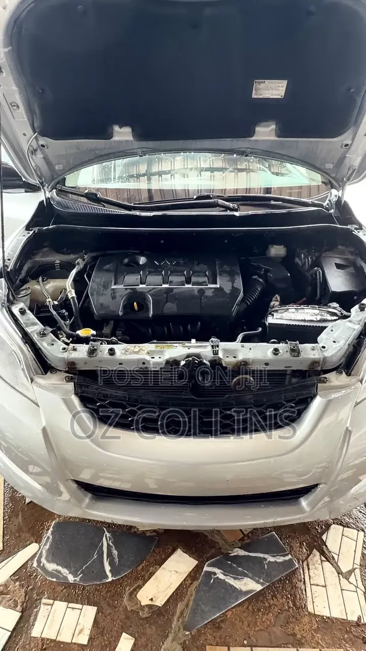 Toyota Matrix 2013 Silver