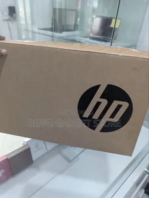 New Laptop HP 14S 8GB Intel Core i3 SSD 512GB