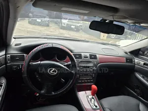 Lexus ES 300 2004 Red