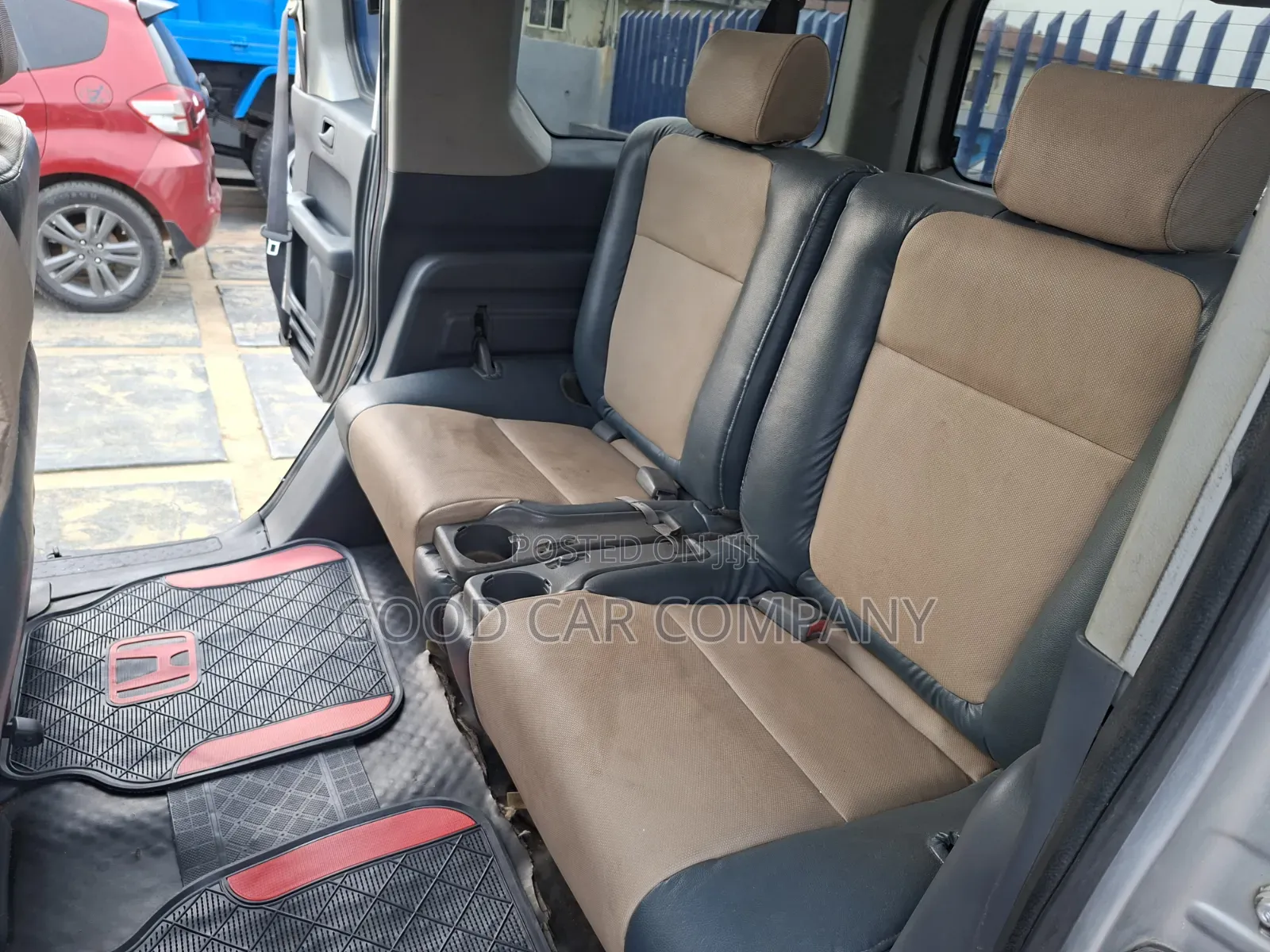 Honda Element 2004 Silver