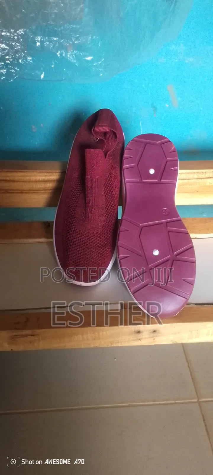 Stock Sneaker