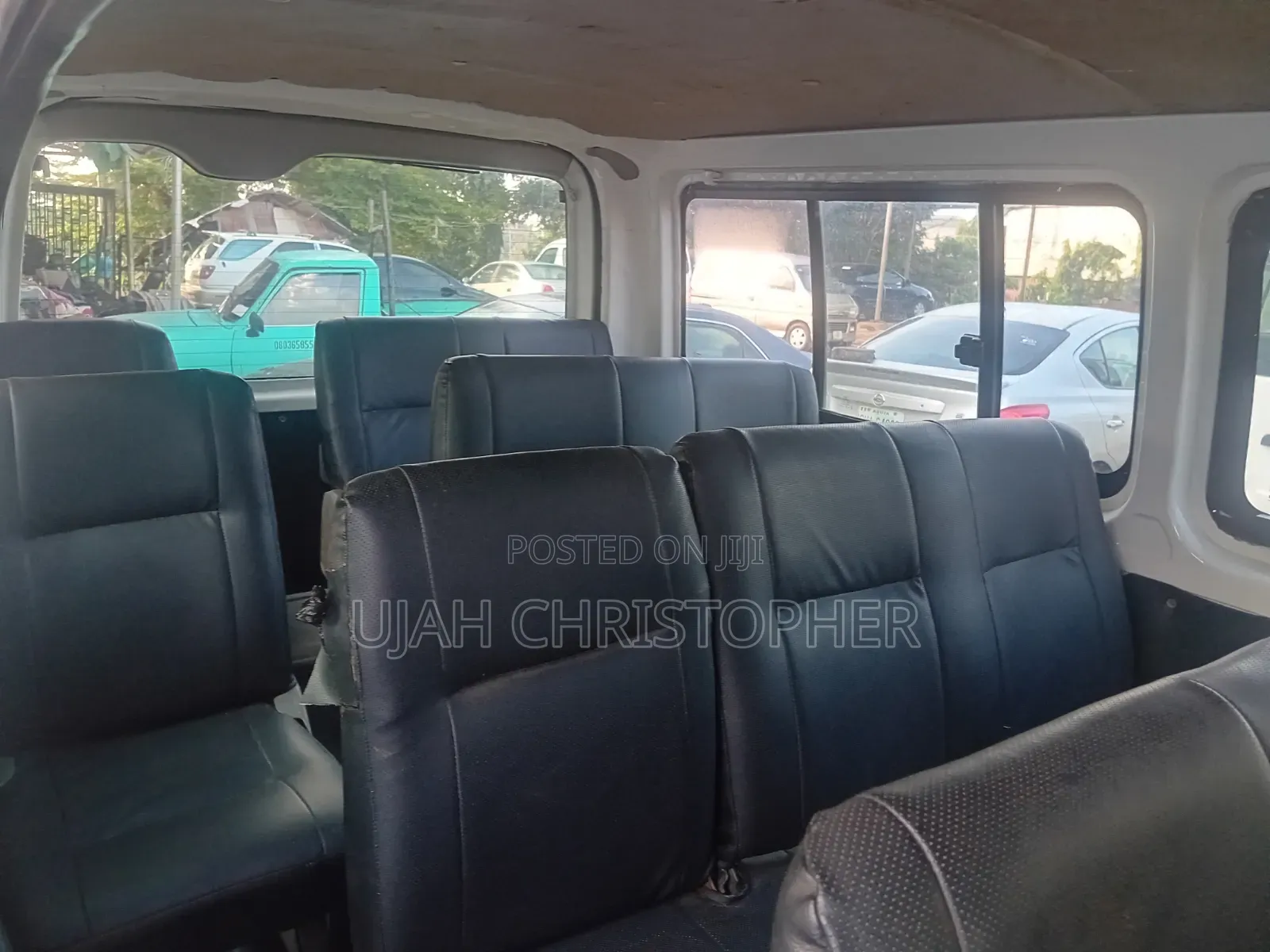 Toyota HiAce 2013 White