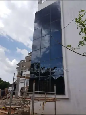 Frameless Window