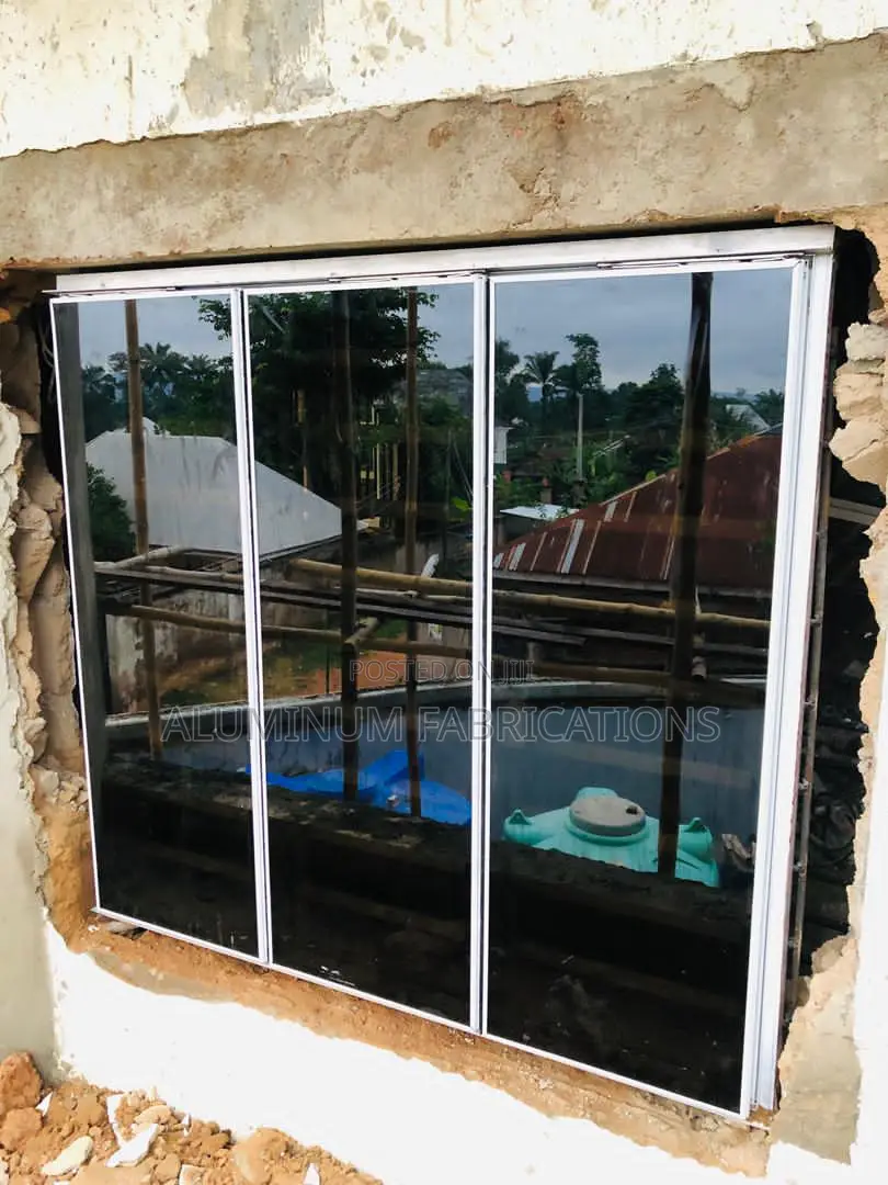 Frameless Window