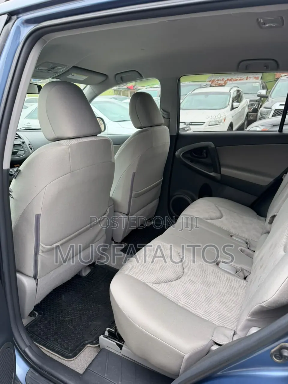 Toyota RAV4 2010 Blue