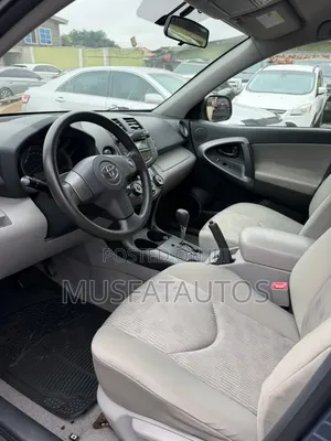 Toyota RAV4 2010 Blue
