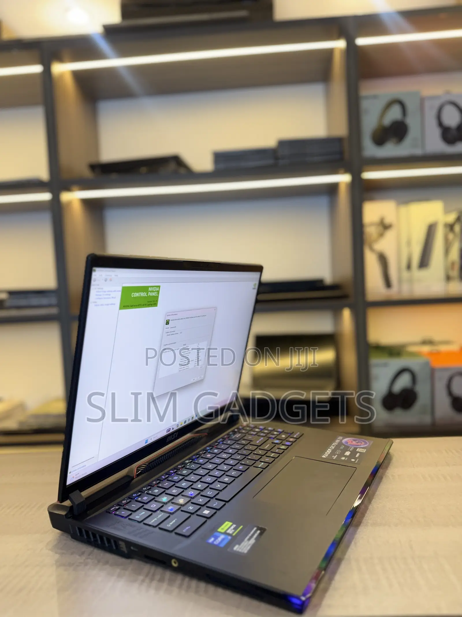 Laptop MSI Raider GE78HX 16GB Intel Core i7 SSD 1T