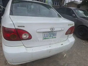 Toyota Corolla 2004 White