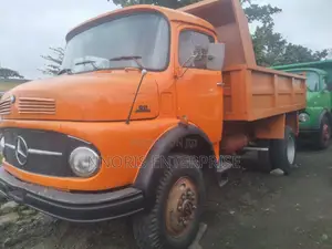 First Class Tokunbo Mercedes Benz 911 4by4 Auxiliary