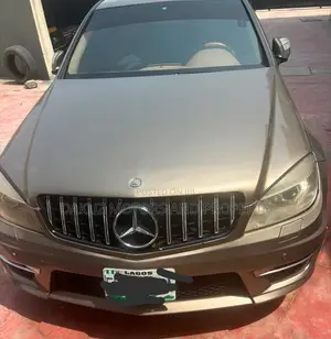 Mercedes-Benz C300 2008 Gold