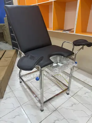 Four Leg Delivery Bed Foreign