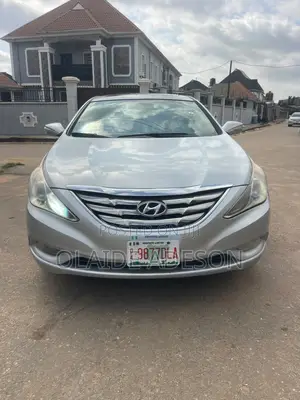 Hyundai Sonata 2012 Silver