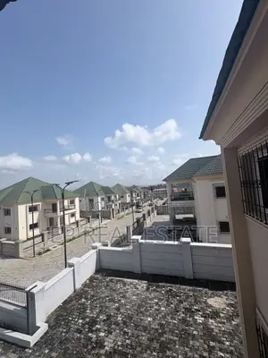5bdrm Duplex in Maitama for sale