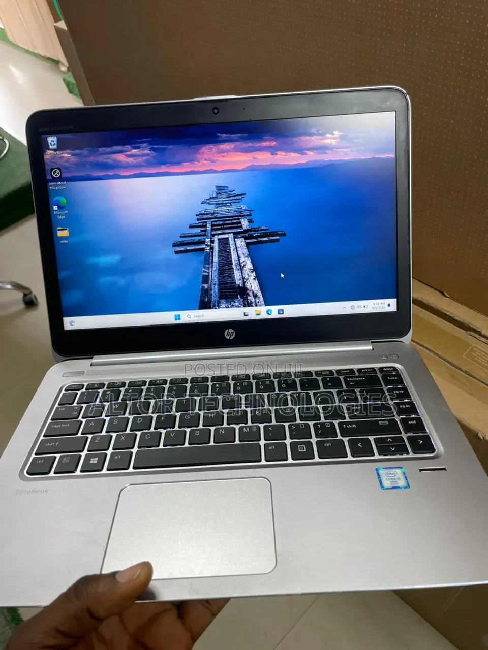 Laptop 8GB Intel Core i5 SSD 256GB