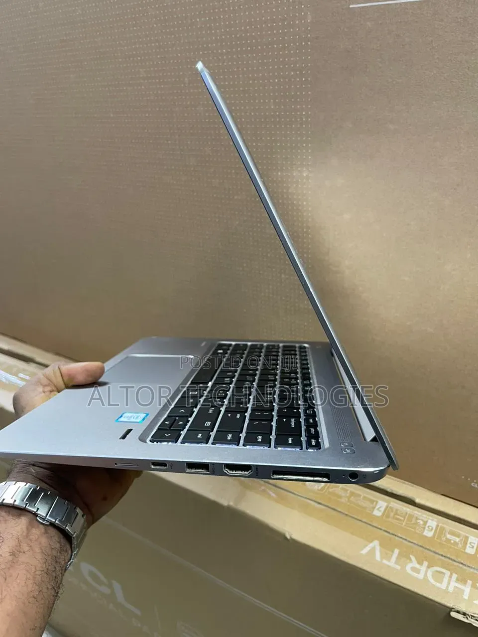 Laptop 8GB Intel Core i5 SSD 256GB