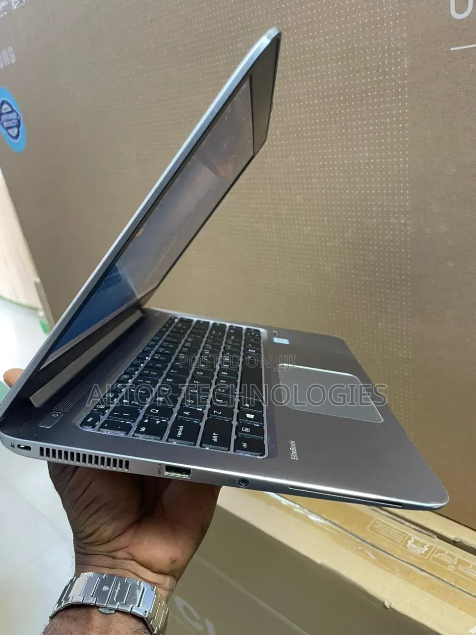 Laptop 8GB Intel Core i5 SSD 256GB