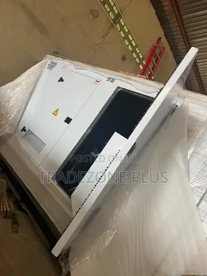 Perkins 300kVA Commercial Diesel Generator – Silent Type