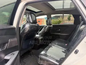 Toyota Venza Limited 4dr Wagon AWD (3.5L 6cyl 6A) 2015 White