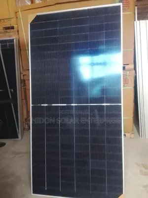 585W Bifacial Solar Panel