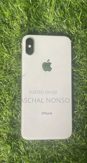 Apple iPhone X 64 GB White