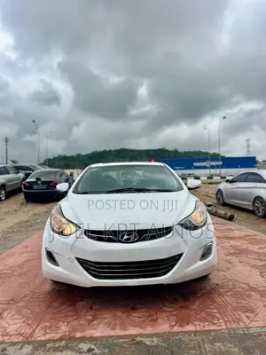 Hyundai Elantra 2013 White