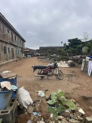 A Complete Half Plot in a Serene Environment