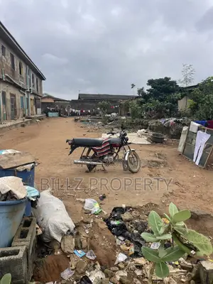 A Complete Half Plot in a Serene Environment