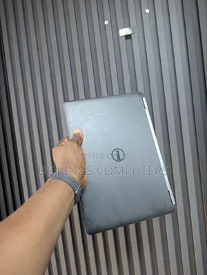 Laptop Dell Latitude E7270 8GB Intel Core i7 SSD 256GB