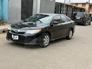 Toyota Camry LE 4dr Sedan (2.5L 4cyl 6A) 2012 Black