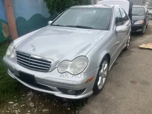 Mercedes-Benz C230 2007 Silver