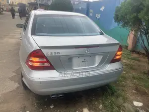 Mercedes-Benz C230 2007 Silver