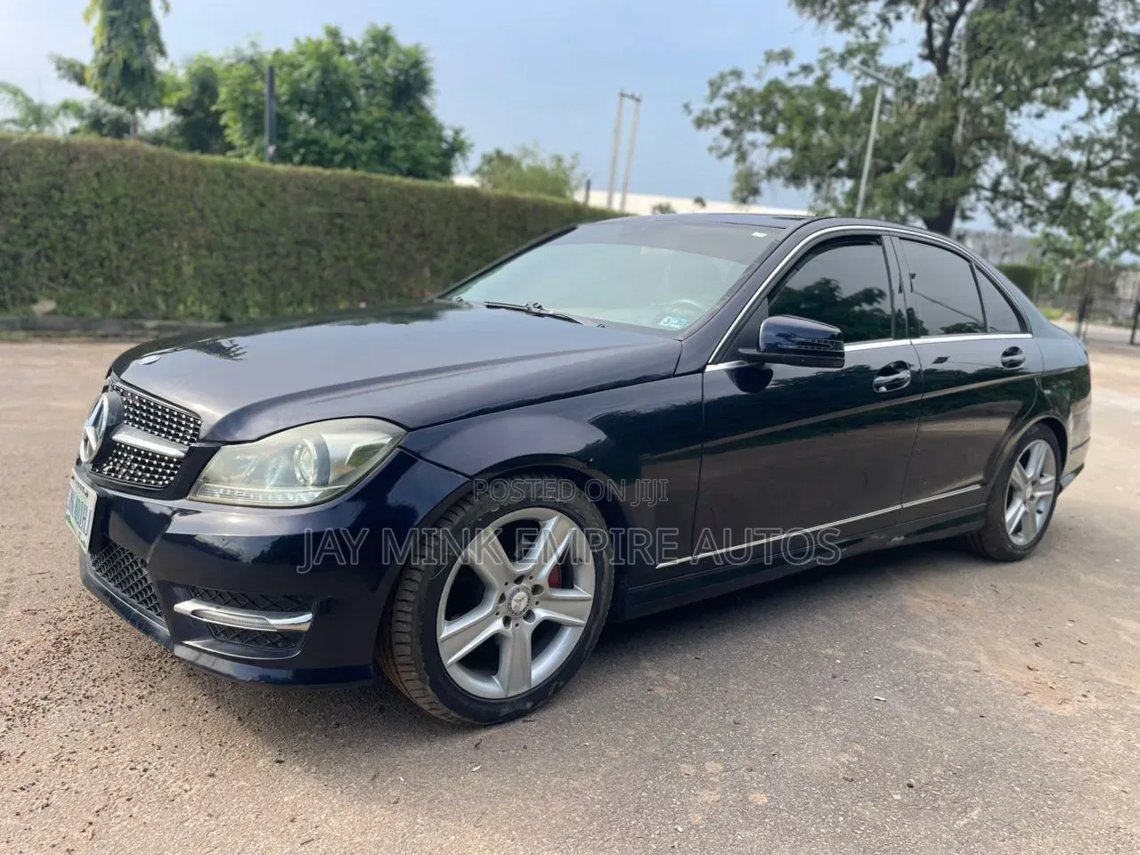 Mercedes-Benz C300 2011 Blue