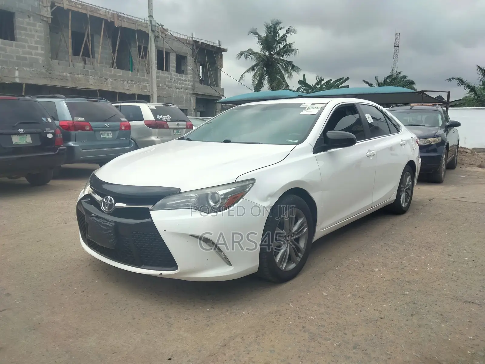 Toyota Camry 2017 White