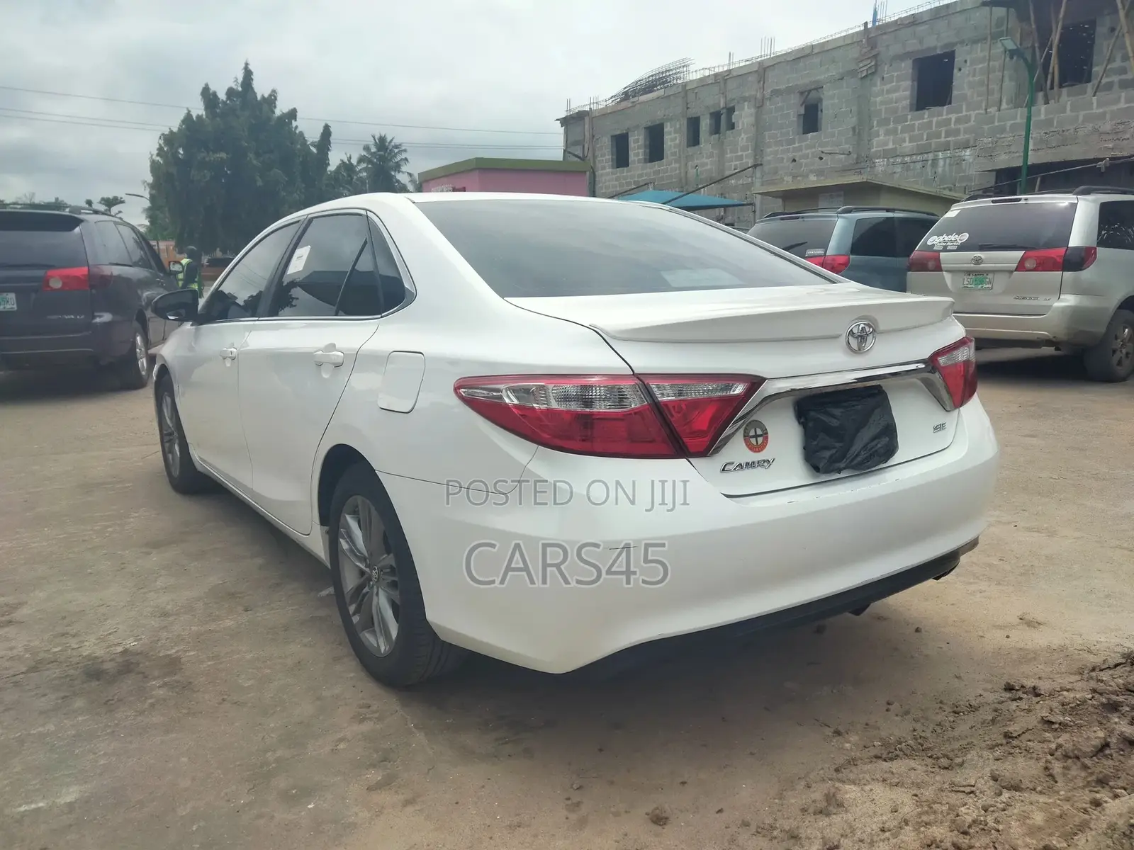 Toyota Camry 2017 White