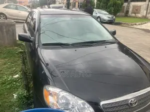 Toyota Corolla LE 2005 Black