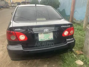 Toyota Corolla LE 2005 Black