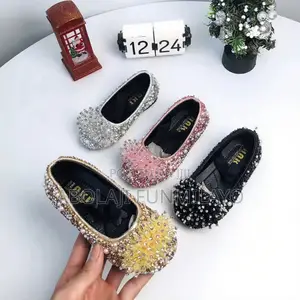 Kiddies and Gift Store