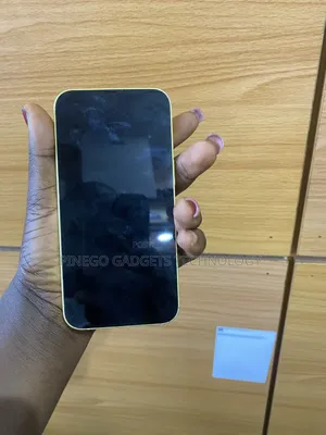 Apple iPhone 14 128 GB Yellow