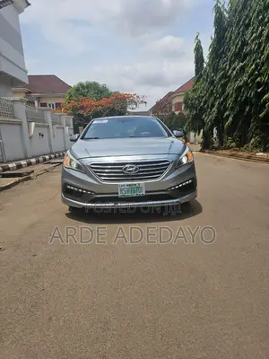 Hyundai Sonata Limited 4dr Sedan (2.4L 4cyl 6A) 2015