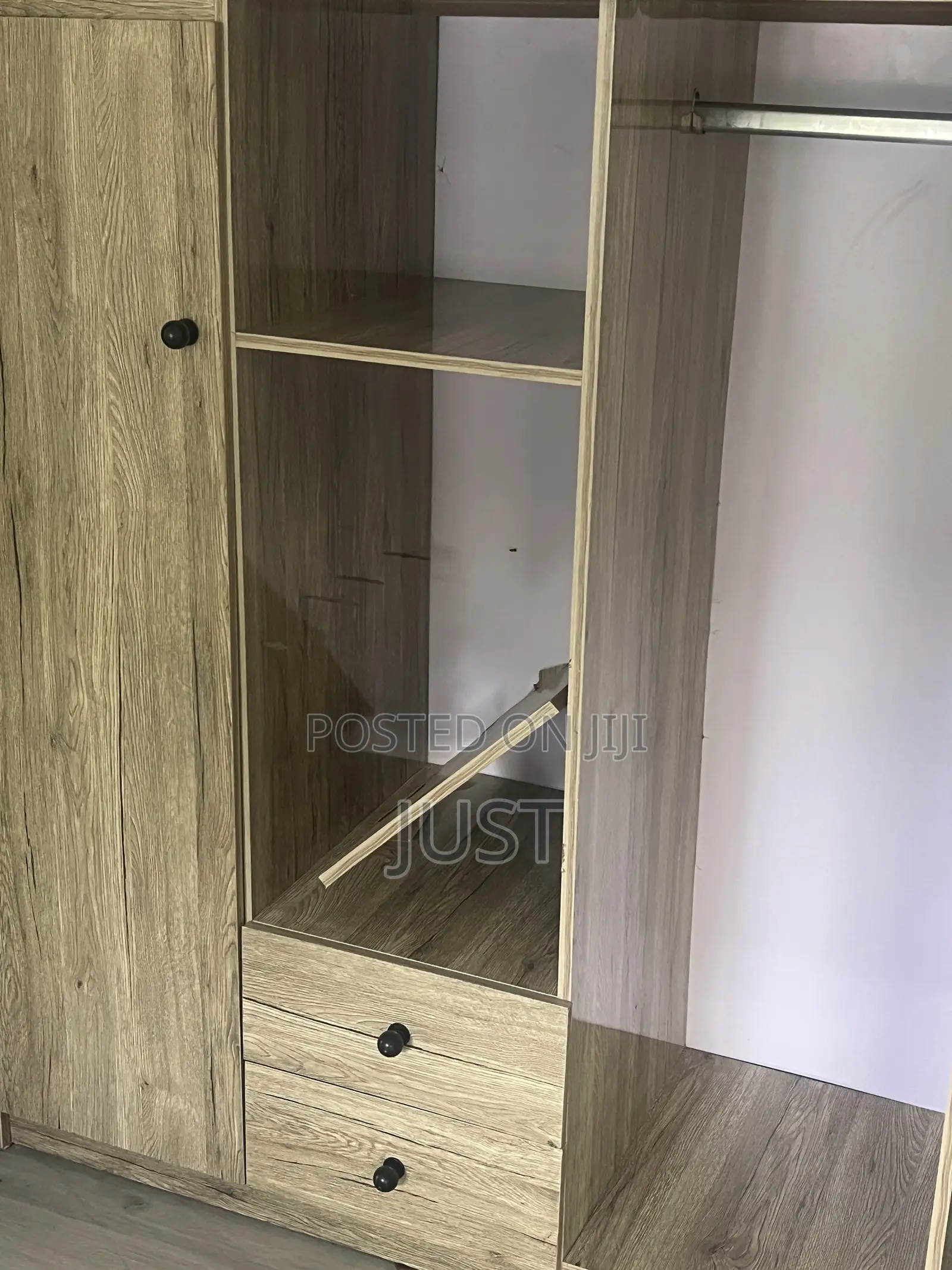 Quality Wood Wordrobe
