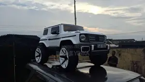 Electronic Toy Car