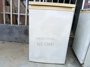 Refrigerator, Freezer-on-Top, Water Dispenser