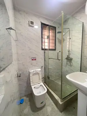 4bdrm Townhouse / Terrace in Lekki Phase 1 for rent