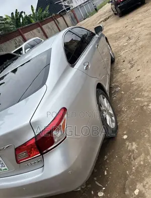 Lexus ES 350 2011 Silver