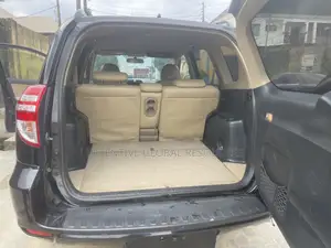 Toyota RAV4 2012 Black