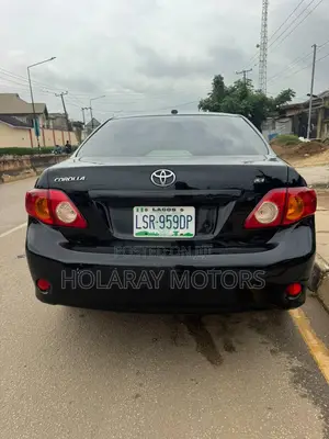 Toyota Corolla LE 4dr Sedan (1.8L 4cyl 4A) 2010 Black