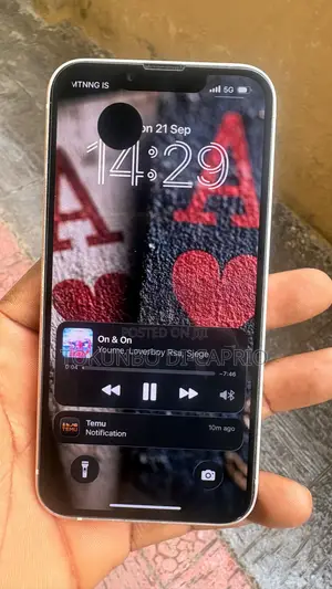 Apple iPhone 13 128 GB Pink