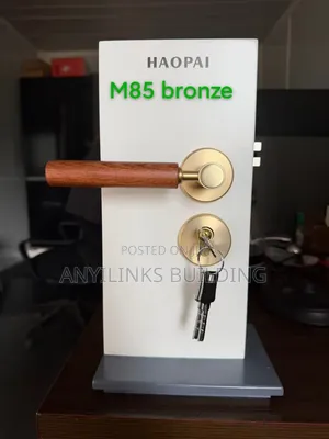 Keys and Handles